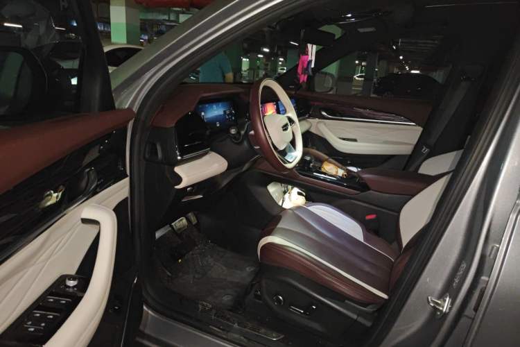 Used Geely Auto Monjaro L 2021 2.0TD DCT EVO Two-Wheel Drive Smart Luxury Version Driver Seat