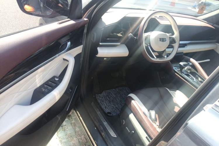 Used Geely Auto Monjaro L 2021 2.0TD DCT EVO Two-Wheel Drive Prestige Version Driver Seat