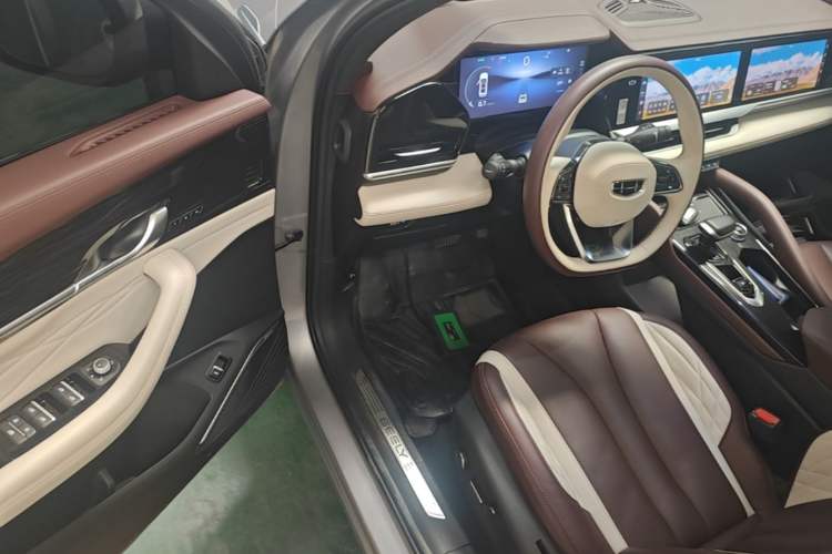 Used Geely Auto Monjaro L 2021 2.0TD High-Power Automatic All-Wheel-Drive Flagship Version Driver Seat