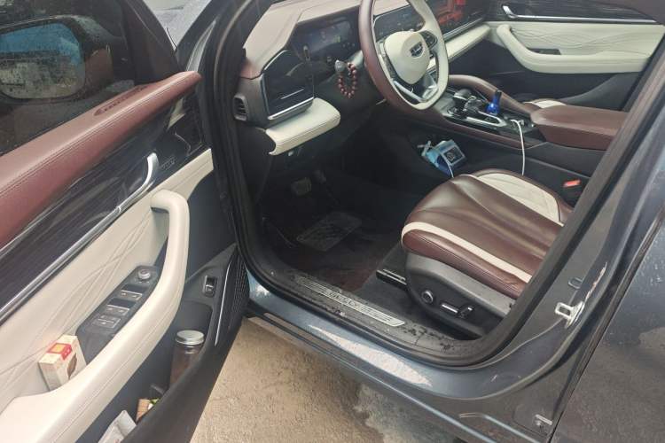 Used Geely Auto Monjaro L 2021 2.0TD DCT EVO Two-Wheel Drive Prestige Version Driver Seat