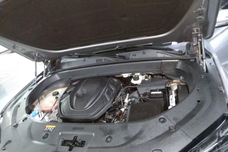 Used Geely Auto Monjaro L 2021 2.0TD DCT EVO Two-Wheel Drive Prestige Version Engine Bay