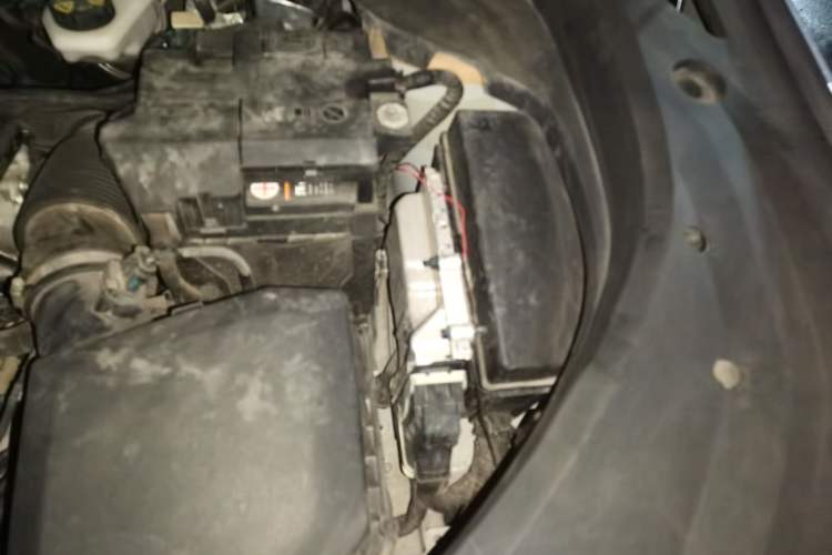 Used Geely Auto Monjaro L 2021 2.0TD DCT EVO Two-Wheel Drive Smart Luxury Version Engine Bay Left