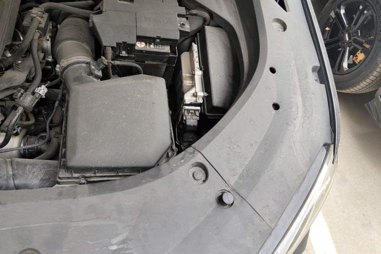 Used Geely Auto Monjaro L 2021 2.0TD DCT EVO Two-Wheel Drive Prestige Version Engine Bay Left