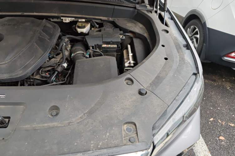 Used Geely Auto Monjaro L 2021 2.0TD DCT EVO Two-Wheel Drive Smart Luxury Version Engine Bay Left
