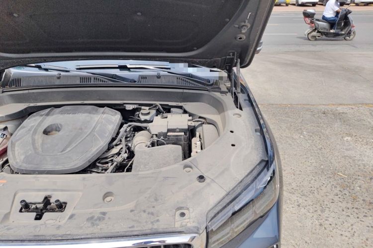Used Geely Auto Monjaro L 2021 2.0TD DCT EVO Two-Wheel Drive Prestige Version Engine Bay Left