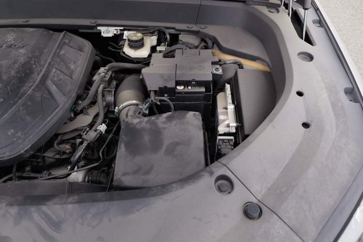 Used Geely Auto Monjaro L 2021 2.0TD DCT EVO Two-Wheel Drive Smart Luxury Version Engine Bay Left