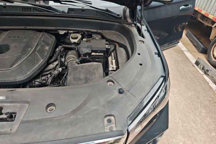 Used Geely Auto Monjaro L 2021 2.0TD DCT EVO Two-Wheel Drive Prestige Version Engine Bay Left
