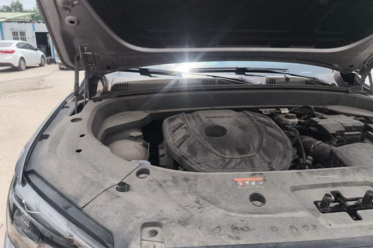 Used Geely Auto Monjaro L 2021 2.0TD DCT EVO Two-Wheel Drive Smart Luxury Version Engine Bay Right