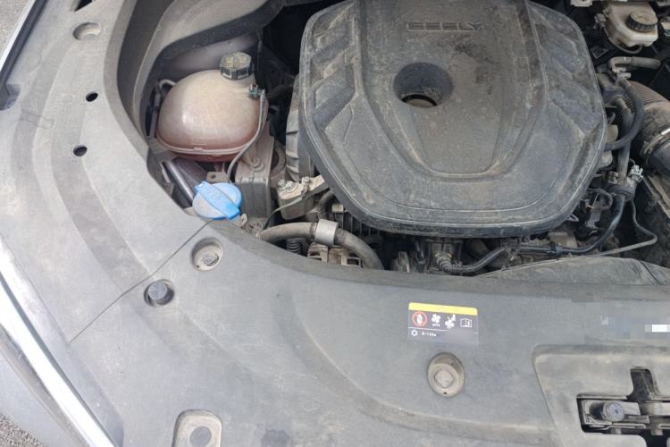 Used Geely Auto Monjaro L 2021 2.0TD High-Power Automatic All-Wheel-Drive Flagship Version Engine Bay Right