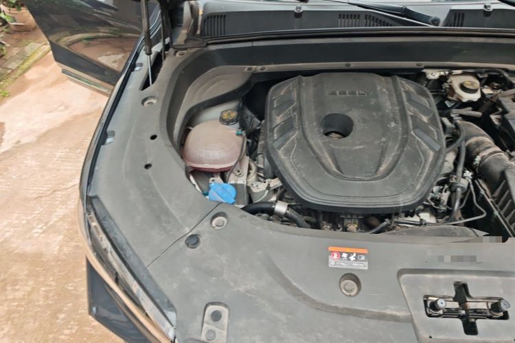Used Geely Auto Monjaro L 2021 2.0TD DCT EVO Two-Wheel Drive Prestige Version Engine Bay Right