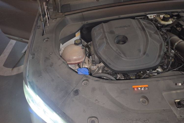 Used Geely Auto Monjaro L 2021 2.0TD DCT EVO Two-Wheel Drive Smart Luxury Version Engine Bay Right