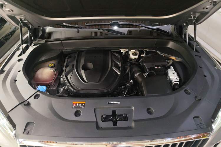 Used Geely Auto Monjaro L 2021 2.0TD DCT EVO Two-Wheel Drive Prestige Version Engine Bay