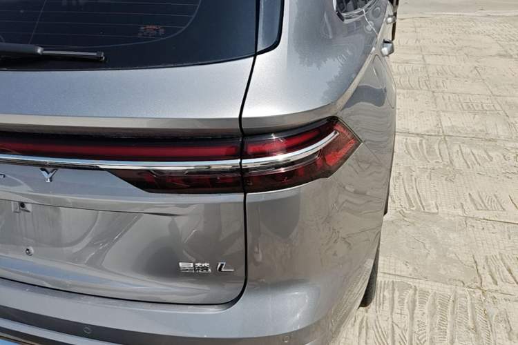 Used Geely Auto Monjaro L 2021 2.0TD DCT EVO Two-Wheel Drive Prestige Version Exterior 3