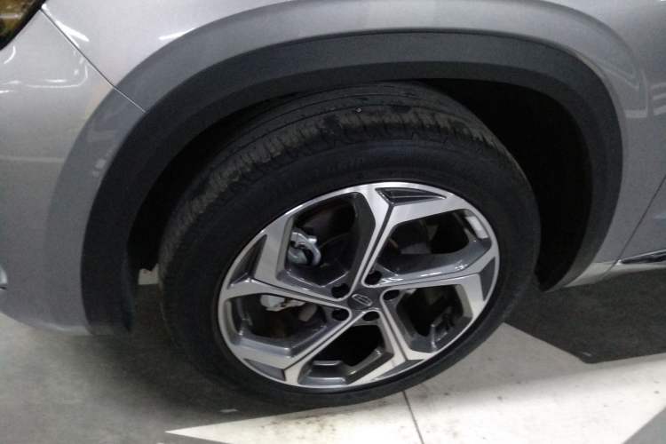 Used Geely Auto Monjaro L 2021 2.0TD DCT EVO Two-Wheel Drive Prestige Version Exterior 4