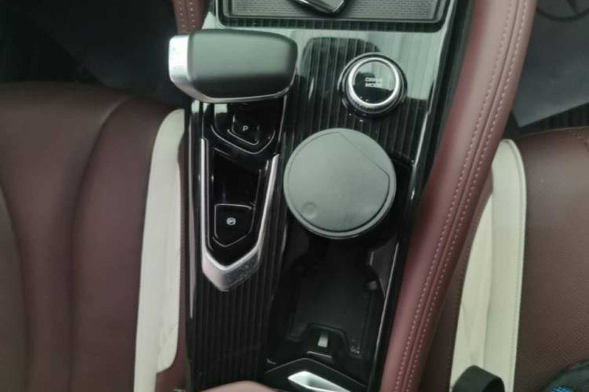 Used Geely Auto Monjaro L 2021 2.0TD DCT EVO Two-Wheel Drive Smart Luxury Version Gear Lever