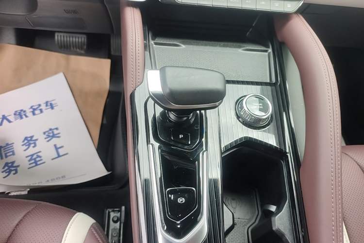 Used Geely Auto Monjaro L 2021 2.0TD DCT EVO Two-Wheel Drive Smart Luxury Version Gear Lever