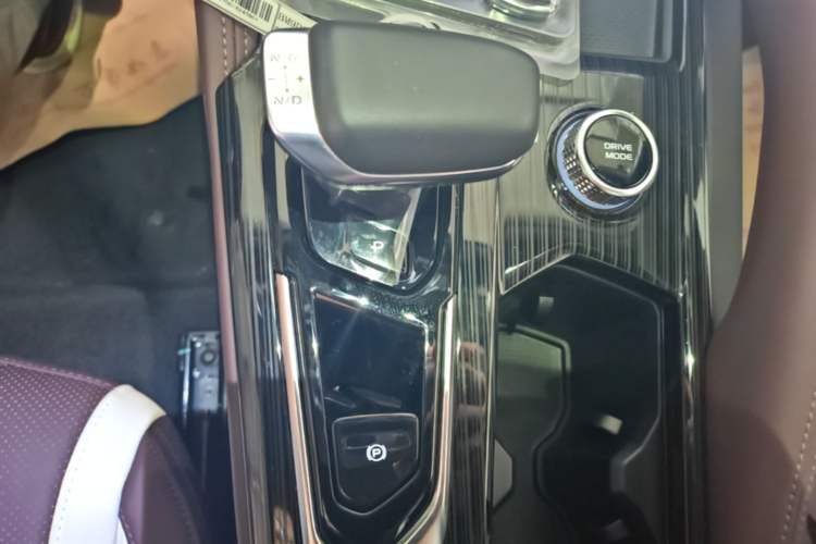 Used Geely Auto Monjaro L 2021 2.0TD High-Power Automatic All-Wheel-Drive Flagship Version Gear Lever