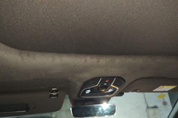 Used Geely Auto Monjaro L 2021 2.0TD DCT EVO Two-Wheel Drive Smart Luxury Version Headliner