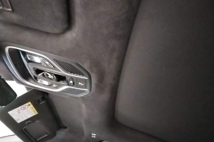 Used Geely Auto Monjaro L 2021 2.0TD DCT EVO Two-Wheel Drive Smart Luxury Version Headliner