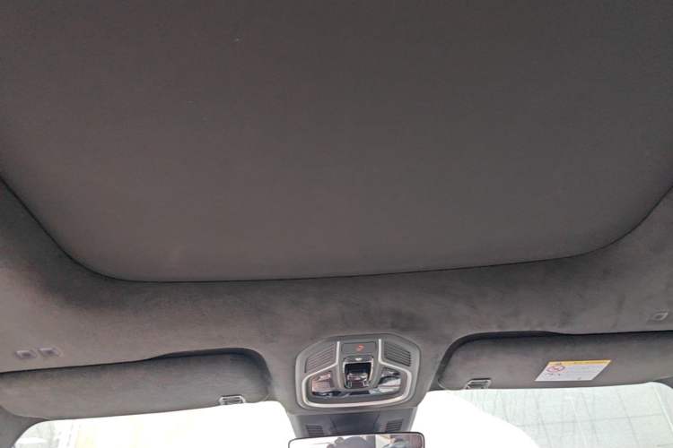 Used Geely Auto Monjaro L 2021 2.0TD High-Power Automatic All-Wheel Drive Luxury Version Headliner