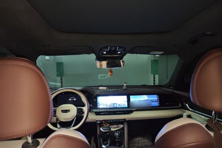 Used Geely Auto Monjaro L 2021 2.0TD High-Power Automatic All-Wheel-Drive Flagship Version Headliner