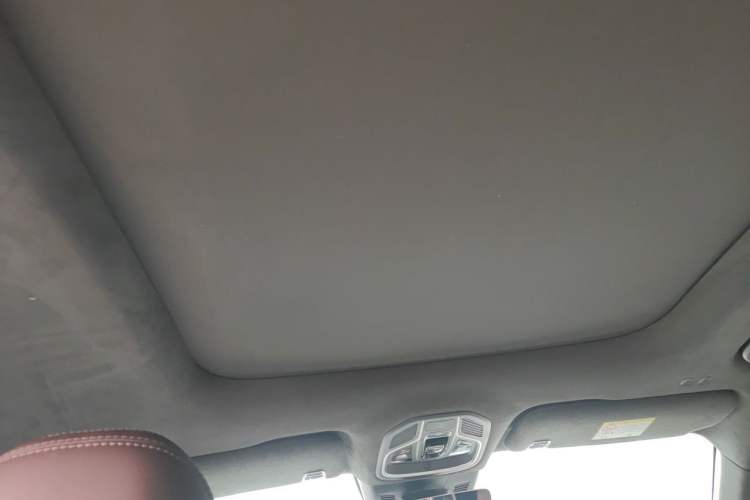 Used Geely Auto Monjaro L 2021 2.0TD DCT EVO Two-Wheel Drive Smart Luxury Version Headliner