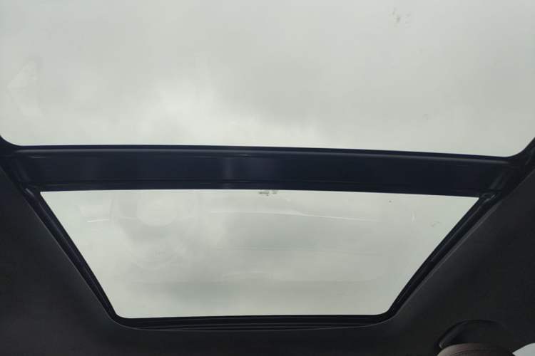 Used Geely Auto Monjaro L 2021 2.0TD DCT EVO Two-Wheel Drive Smart Luxury Version Headliner