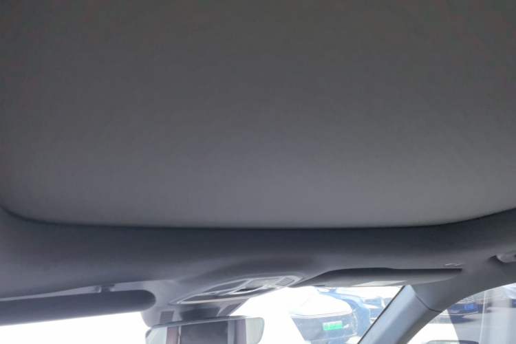 Used Geely Auto Monjaro L 2021 2.0TD DCT EVO Two-Wheel Drive Smart Luxury Version Headliner