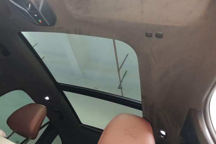 Used Geely Auto Monjaro L 2021 2.0TD DCT EVO Two-Wheel-Drive Flagship Version Headliner