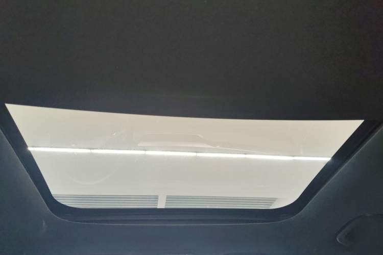 Used Geely Auto Monjaro L 2021 2.0TD DCT EVO Two-Wheel Drive Prestige Version Headliner