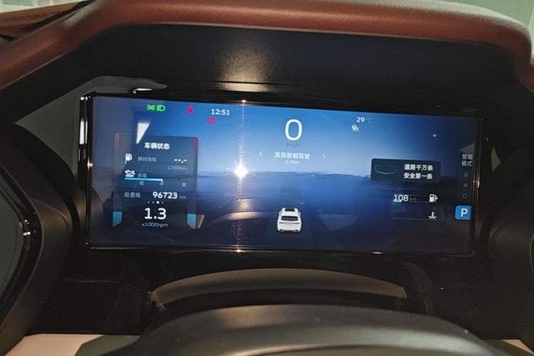 Used Geely Auto Monjaro L 2021 2.0TD High-Power Automatic All-Wheel Drive Luxury Version Instrument Cluster