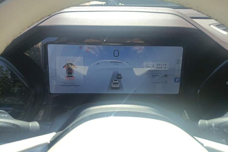 Used Geely Auto Monjaro L 2021 2.0TD DCT EVO Two-Wheel Drive Prestige Version Instrument Cluster