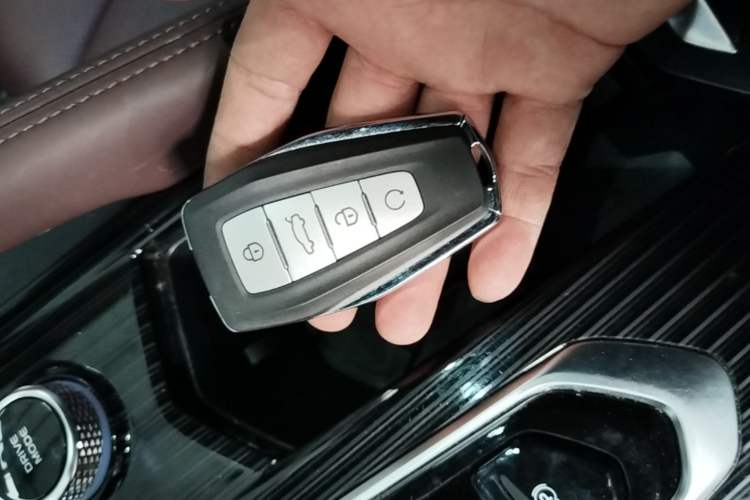 Used Geely Auto Monjaro L 2021 2.0TD DCT EVO Two-Wheel Drive Smart Luxury Version Interior 1