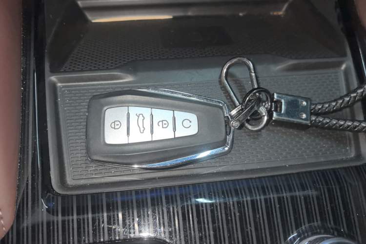 Used Geely Auto Monjaro L 2021 2.0TD High-Power Automatic All-Wheel-Drive Flagship Version Interior 1