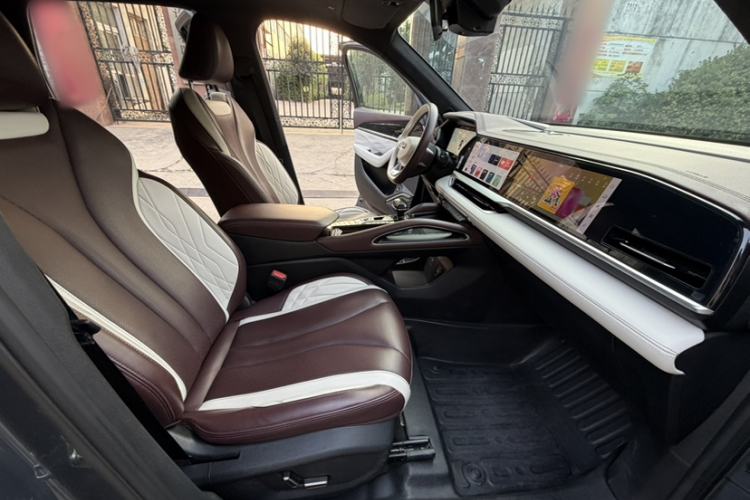 Used Geely Auto Monjaro L 2021 2.0TD DCT EVO Two-Wheel Drive Prestige Version Interior 1