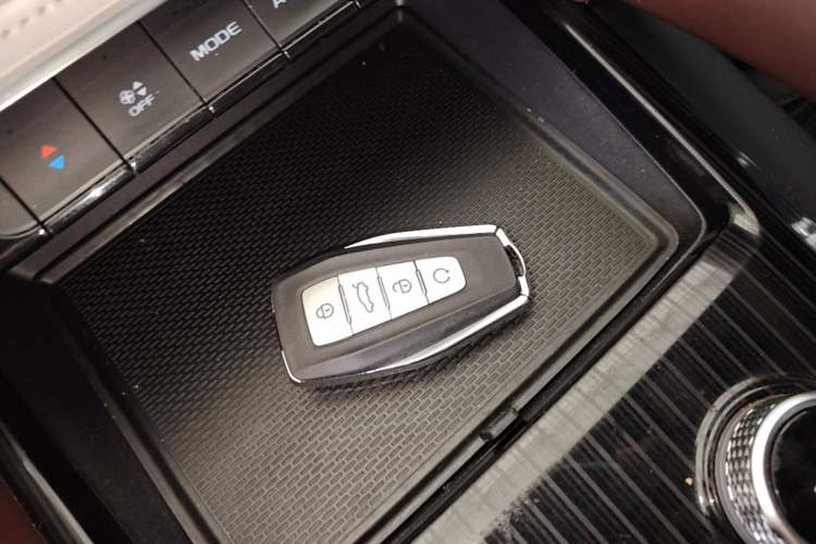 Used Geely Auto Monjaro L 2021 2.0TD DCT EVO Two-Wheel Drive Prestige Version Interior 1
