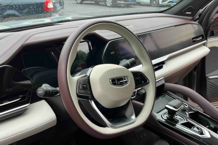 Used Geely Auto Monjaro L 2021 2.0TD High-Power Automatic All-Wheel-Drive Flagship Version Interior 2