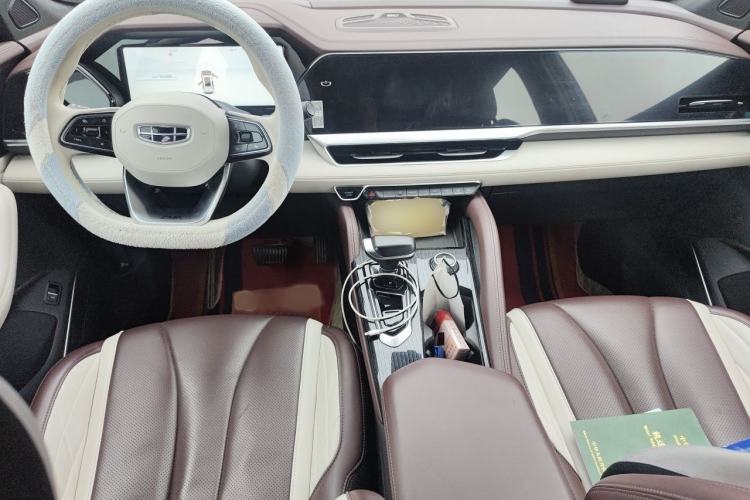 Used Geely Auto Monjaro L 2021 2.0TD DCT EVO Two-Wheel Drive Prestige Version Interior 2
