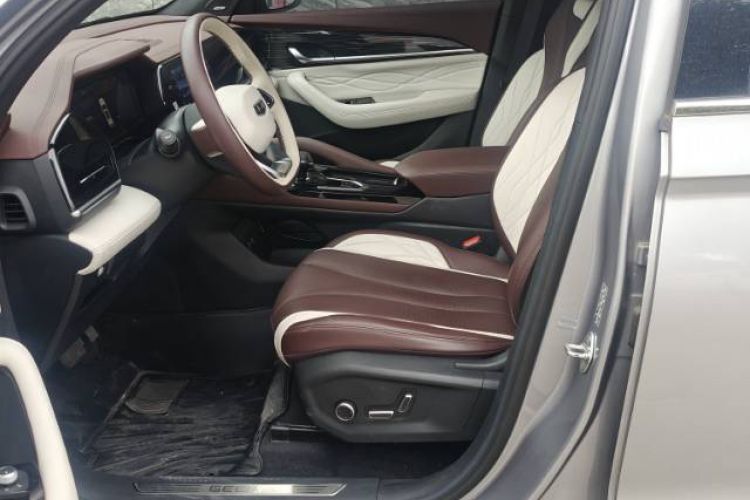 Used Geely Auto Monjaro L 2021 2.0TD DCT EVO Two-Wheel Drive Smart Luxury Version Interior 2