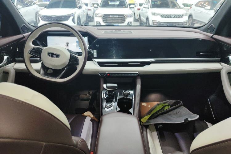 Used Geely Auto Monjaro L 2021 2.0TD DCT EVO Two-Wheel Drive Prestige Version Interior 2