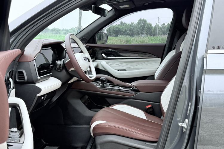 Used Geely Auto Monjaro L 2021 2.0TD DCT EVO Two-Wheel Drive Prestige Version Interior 6