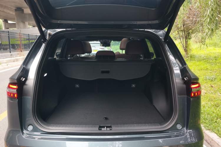 Used Geely Auto Monjaro L 2021 2.0TD DCT EVO Two-Wheel Drive Prestige Version Interior 7
