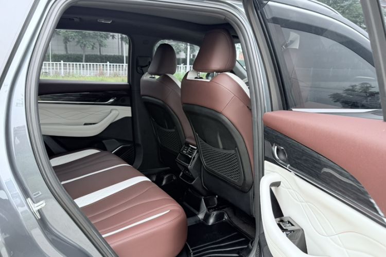 Used Geely Auto Monjaro L 2021 2.0TD DCT EVO Two-Wheel Drive Prestige Version Interior 9