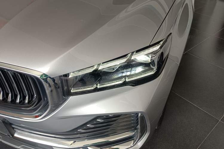 Used Geely Auto Monjaro L 2021 2.0TD DCT EVO Two-Wheel Drive Smart Luxury Version Left Front Headlight