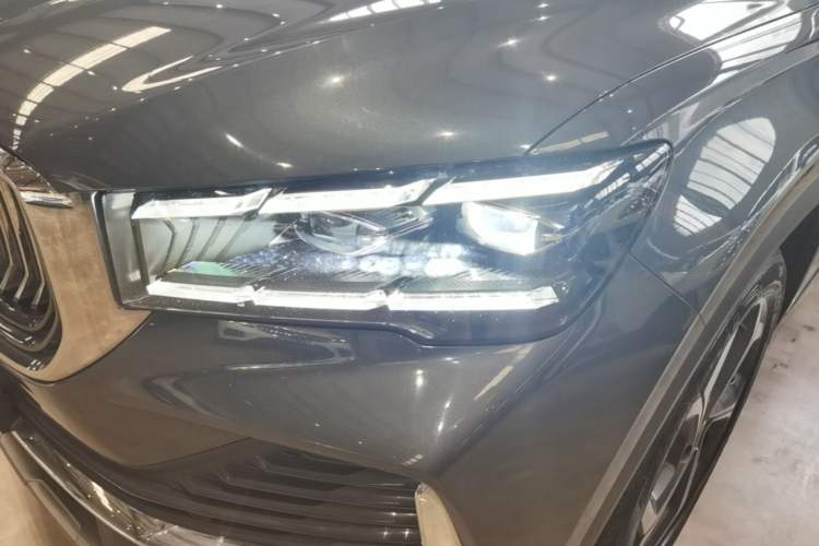 Used Geely Auto Monjaro L 2021 2.0TD DCT EVO Two-Wheel Drive Prestige Version Left Front Headlight