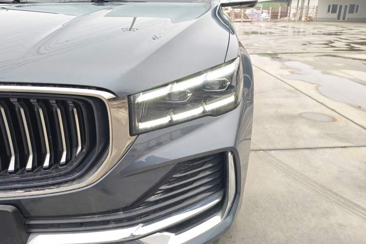 Used Geely Auto Monjaro L 2021 2.0TD High-Power Automatic All-Wheel-Drive Flagship Version Left Front Headlight