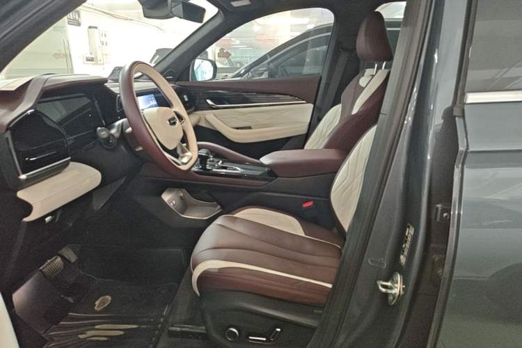 Used Geely Auto Monjaro L 2021 2.0TD High-Power Automatic All-Wheel Drive Luxury Version Left Front Seat