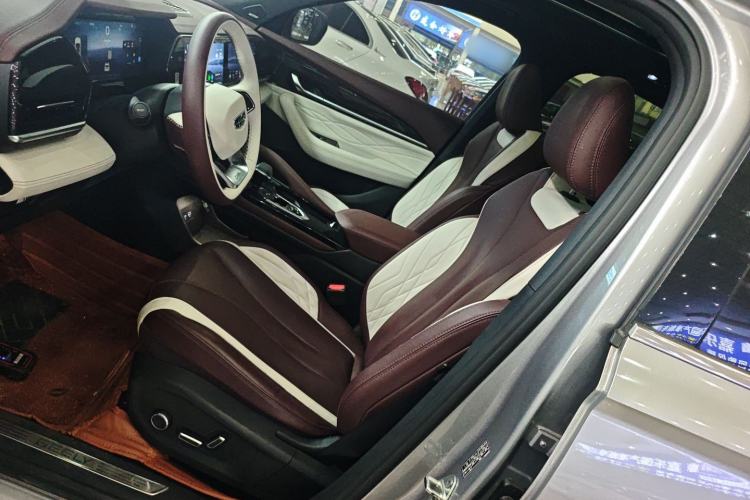 Used Geely Auto Monjaro L 2021 2.0TD DCT EVO Two-Wheel Drive Smart Luxury Version Left Front Seat
