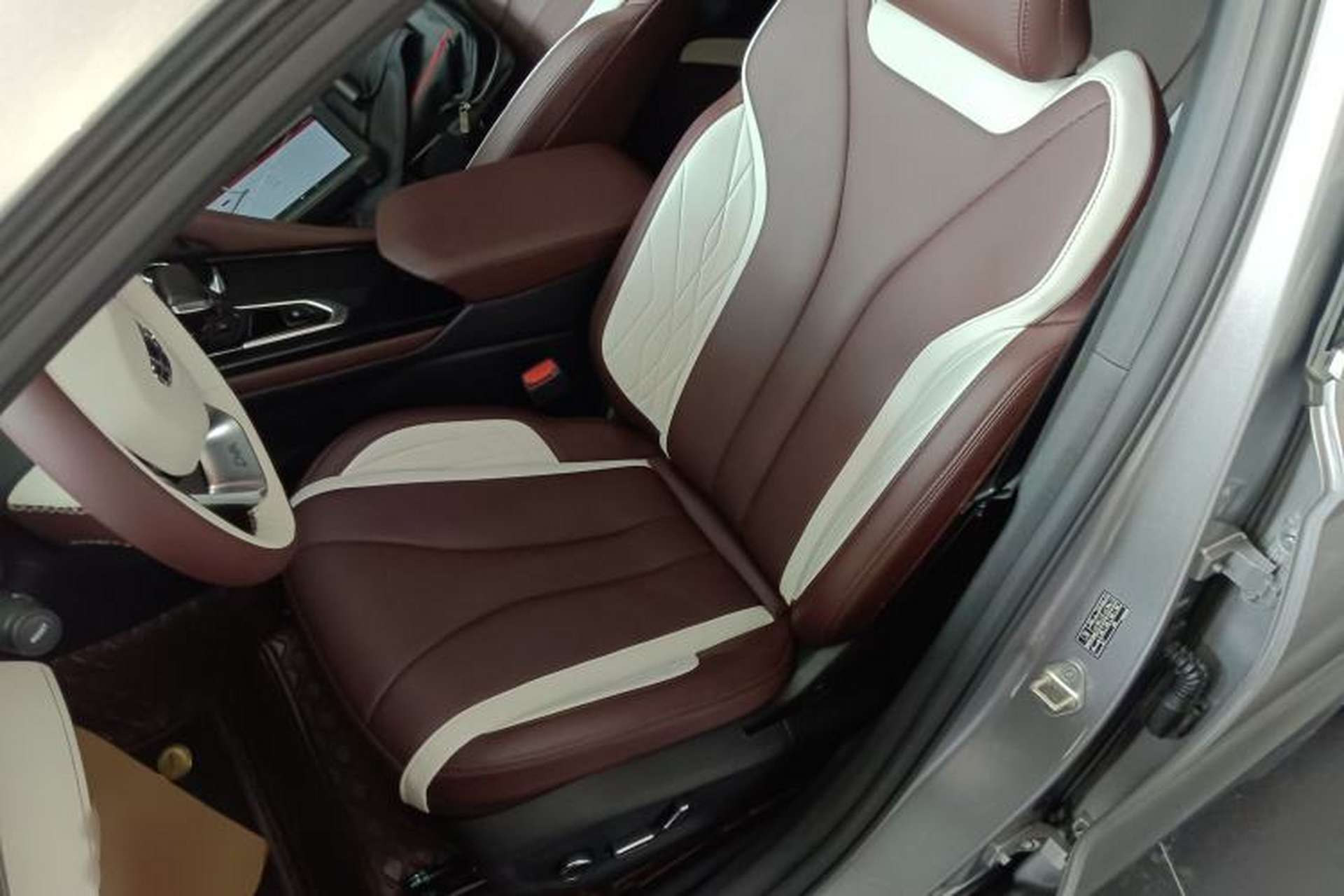 Used Geely Auto Monjaro L 2021 2.0TD DCT EVO Two-Wheel Drive Smart Luxury Version Left Front Seat