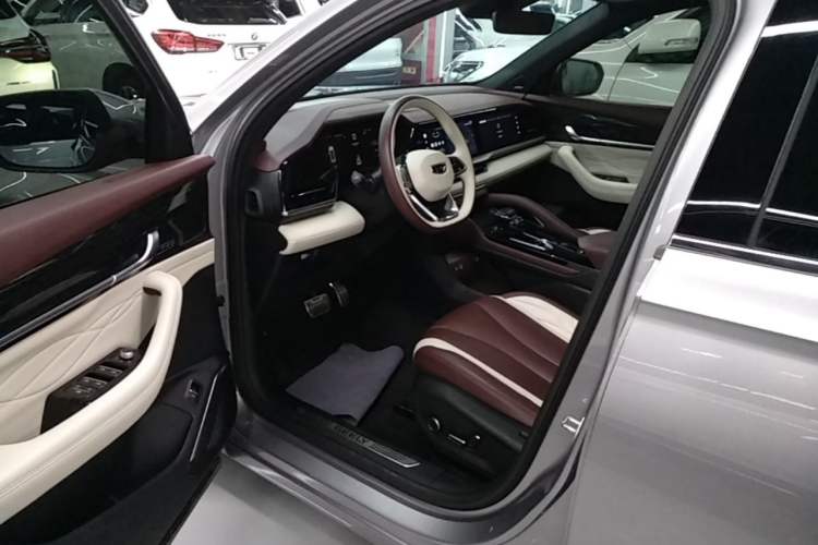 Used Geely Auto Monjaro L 2021 2.0TD DCT EVO Two-Wheel Drive Smart Luxury Version Left Front Seat